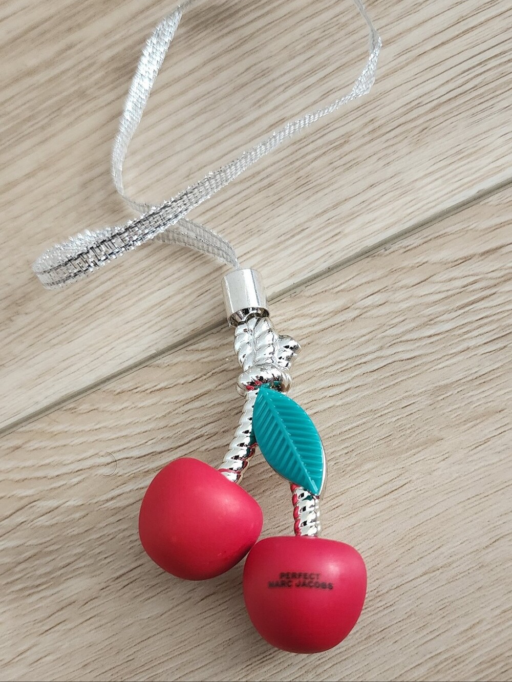 Perfect Marc Jacobs Red Cherry Ornament Bag Charm Pendant New Gift